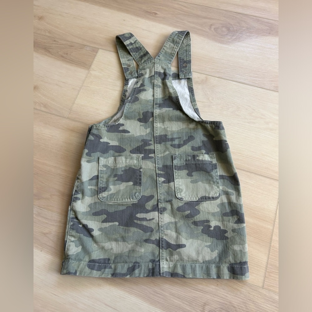 Little Girls camo overall skirt - size 6x - Picture 2 of 3